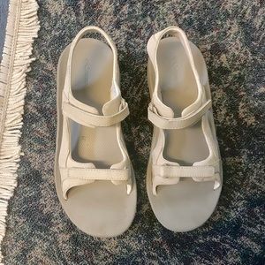 Columbia Sandals Barraca Sunlight Hiking
